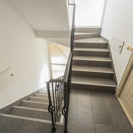 Apartments Franicevic Petrovac Εξωτερικό φωτογραφία