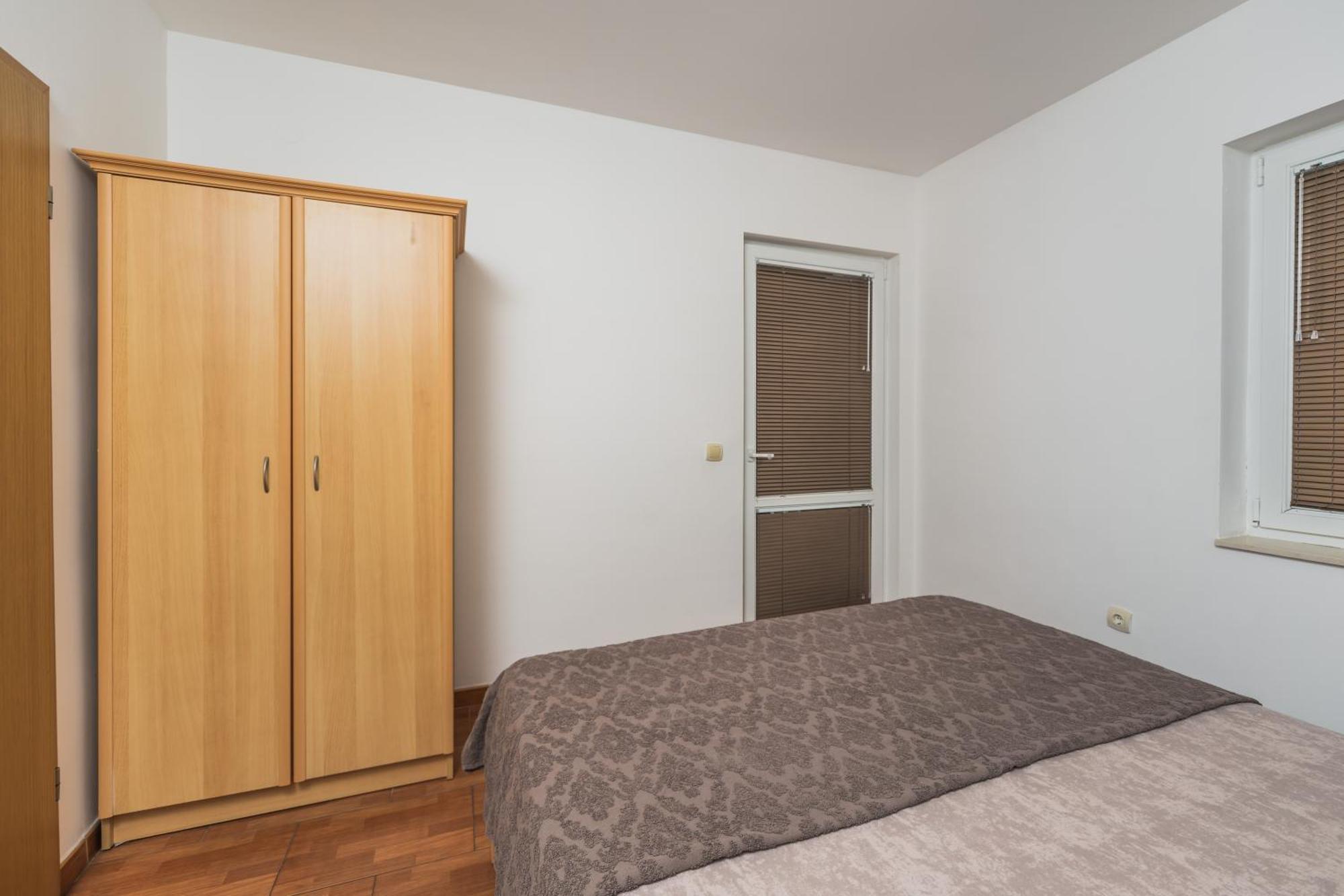 Apartments Franicevic Petrovac Εξωτερικό φωτογραφία